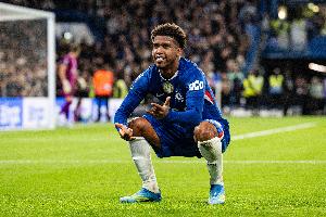 泰晤士：曼联考虑切尔西中场桑托斯，球员估值5000万镑