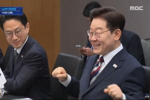 世界杯最火庆祝韩国总统李在明与挪威首相会晤，模仿划船庆祝