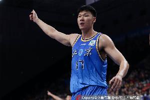 直播吧：首钢与同曦曾商讨范子铭换赵柏清+外援戴维斯优先续约权